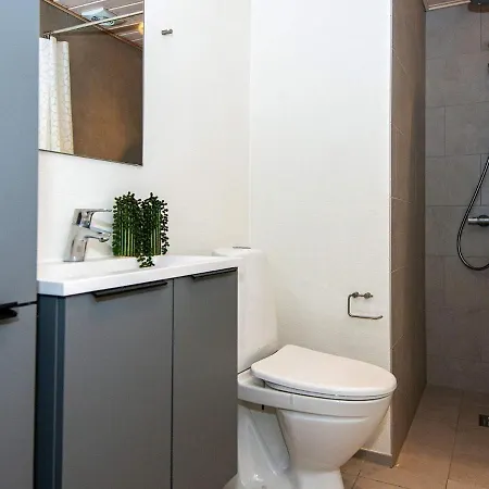 度假居 14 Person In *