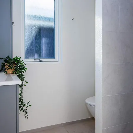 度假居 14 Person In *