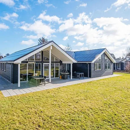 14 Person In Ferienhaus Juelsminde (Hedensted)